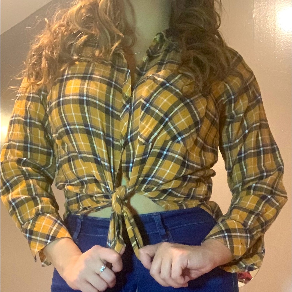 Women plaid top